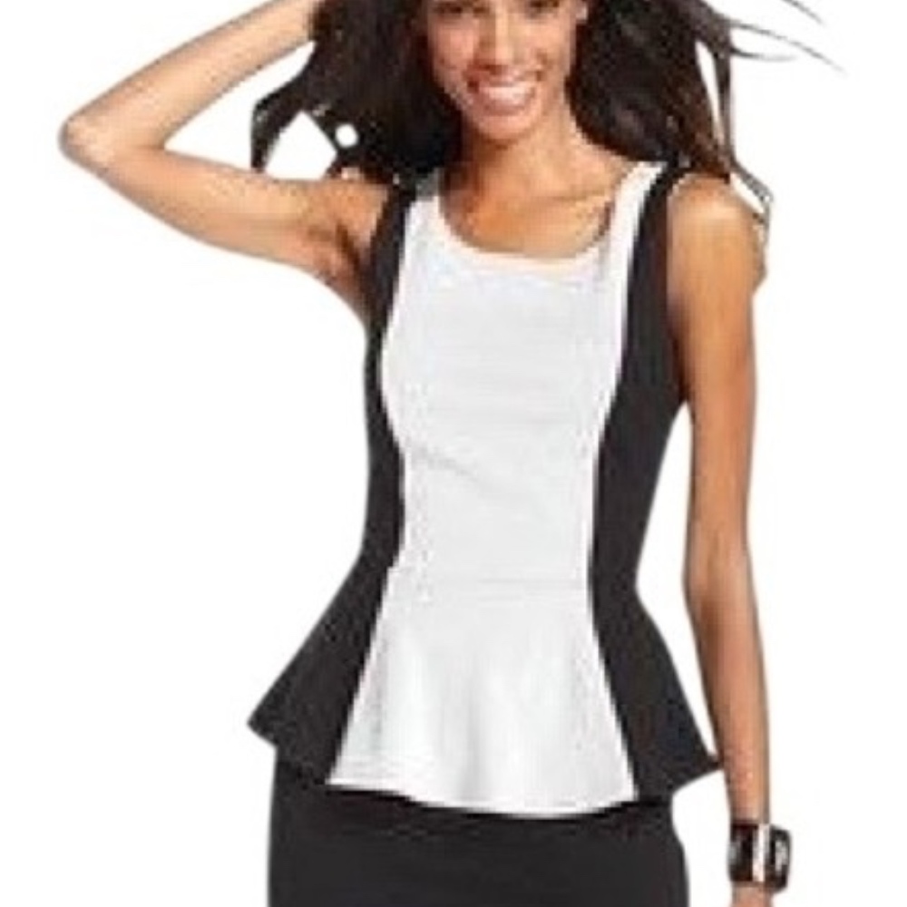 🎊HP🎊INC peplum top